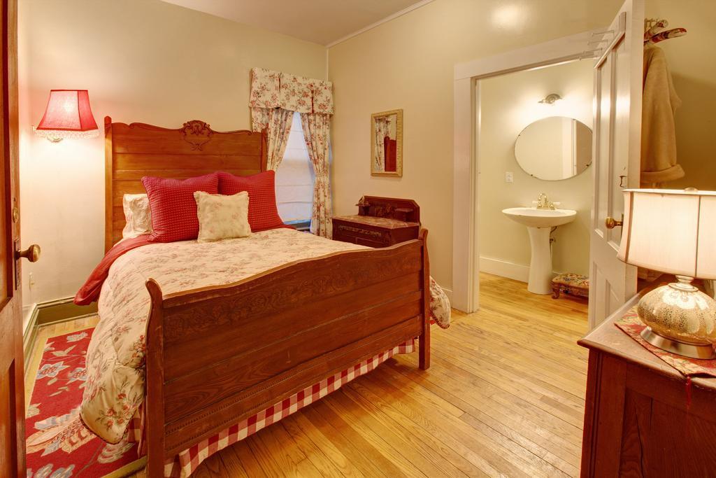 Margaretville Mountain Inn B&B Eksteriør billede